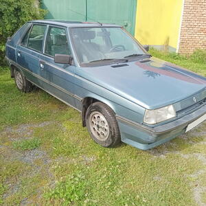 Renault 11 hatchback 1.7 i EKO ZAPLACENO 54kW manuál