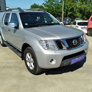 Nissan Navara pick up D40 2.5 dCi 4x4 DOUBLE CAB MANUÁL AC 140kW manuál