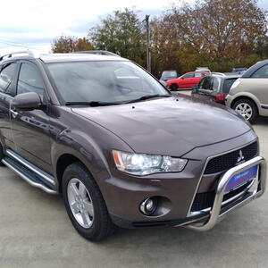 Mitsubishi Outlander SUV 2.2 DI-D AWD AT 7 MÍST 115kW automat
