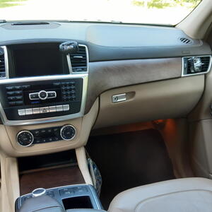 Mercedes-Benz GL SUV GL350 205kW automat