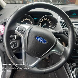 Ford B-MAX MPV Vybava Titanium,výkon motoru 74kw,bílá barva,uvedn manuál