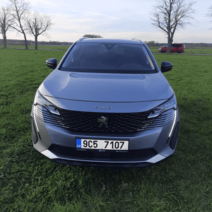 Peugeot 5008 M1 96kW automat