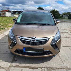 Opel Zafira MPV Tourer 2.0 dci 121kW manuál