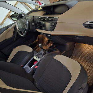 Citroën Grand C4 Picasso MPV 1,6 eHDi, ČR, 78767 km 88kW manuál