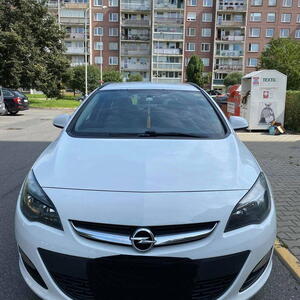 Opel Astra kombi ECO 1.6 TDCi 81kW manuál