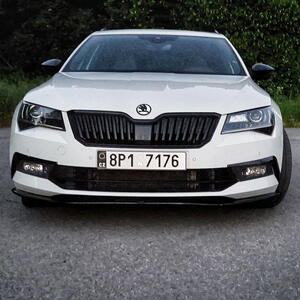Škoda Superb kombi 2.0 tsi sportline, webasto, dsg 206kW manuál