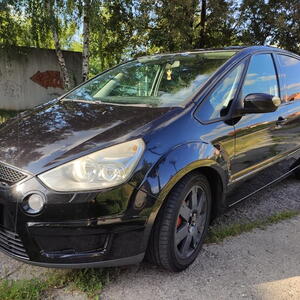 Ford S-MAX 2.5 t 162kW manuál