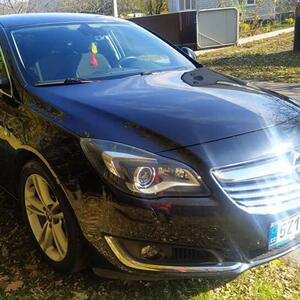 Opel Insignia liftback 2.0 CTDI 120kW manuál