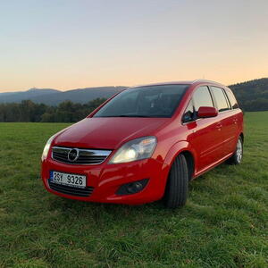 Opel Zafira kombi 1.7 cdti 92kW manuál