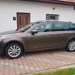 Škoda Octavia kombi 3 77kW manuál