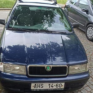 Škoda Octavia sedan 1.6 55kW manuál