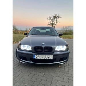 BMW 3 sedan BMW e46 320i 110kw manuál