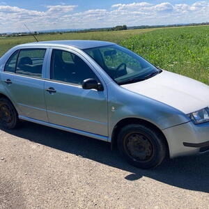 Škoda Fabia 1.4 mpi manuál