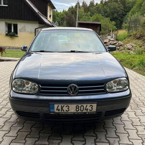 Volkswagen Golf 1.4 16V manuál