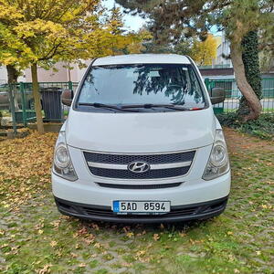 Hyundai H-1 manuál
