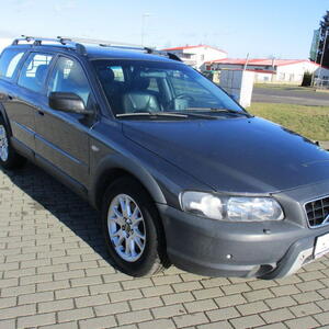 Volvo XC70 2,4d5 136kW automat