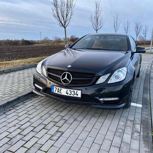 Mercedes-Benz třída E kupé 350, 3.0 CDI 195kW automat
