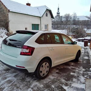 Škoda Rapid EDITION 100; 1.2tsi 66kW manuál