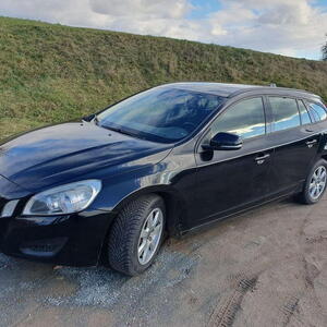 Volvo V60 D4, 4WD, 2.4 120kW automat