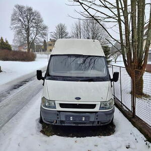 Ford Transit 2,4 manuál