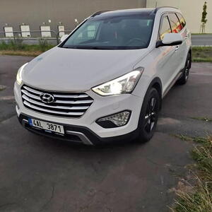 Hyundai Santa Fe Grand 2.2 CRDI 145 kW, 4WD automat