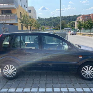 Ford Fusion hatchback 59kW manuál