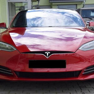 Tesla Model S liftback p100d ludicrous 568kW automat