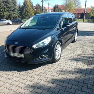 Ford S-MAX automat
