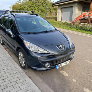 Peugeot 207 SUV manuál