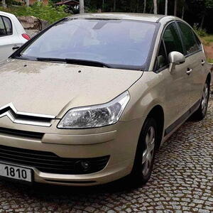 Citroën C4 hatchback 1.4 i 65kW manuál