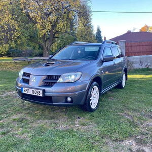Mitsubishi Outlander SUV 2.0 turbo 4x4 148kW manuál