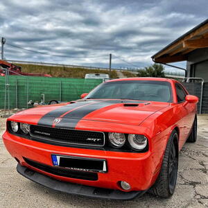 Dodge Challenger 6,1 HEMi 317kW automat