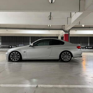 BMW 3 sedan e92 130kW manuál