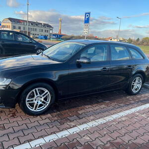 Audi A4 kombi B8 2.0 tdi 105kW automat