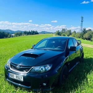 Subaru WRX STI 221kW manuál