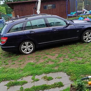 Mercedes-Benz třída C kombi w204; 2.2 cdi 125kW manuál