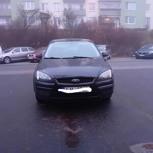 Ford Focus sedan 1.6 benzín 74kW manuál