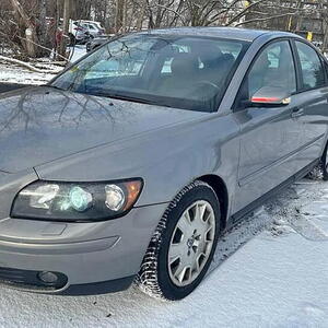 Volvo S40 sedan 2,0 tdi 100kW manuál
