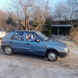 Škoda Felicia hatchback GLXI; 1,3 50kW manuál