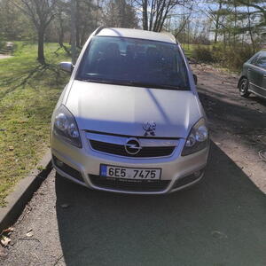 Opel Zafira 2.2 110kW manuál