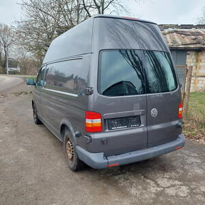 Volkswagen Ostatní VAN T5 long manuál