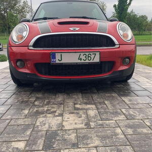 Mini Cooper S 1.6i turbo 135kW manuál