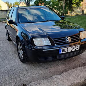Volkswagen Bora vr5, 2.3 manuál