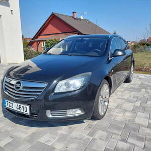 Opel Insignia kombi Opel Insignia Sports Tourer, 2.0 CDTi 118kW, 4x4, automat