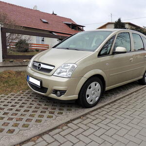 Opel Meriva kombi 77kW manuál