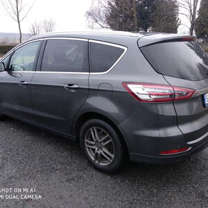 Ford MPV Titanium 2.0 TDCi, 7 míst 110kW manuál