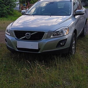 Volvo XC60 SUV 2,4D 120kW automat