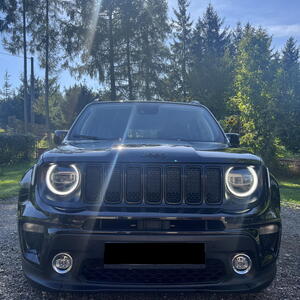 Jeep SUV 1.0., Winter Packet, Xenon, Servis 88kW manuál