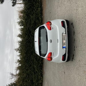 Kia Ceed hatchback 94kW manuál