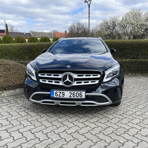 Mercedes-Benz GLA hatchback 200 D 4MATIC 100kW automat